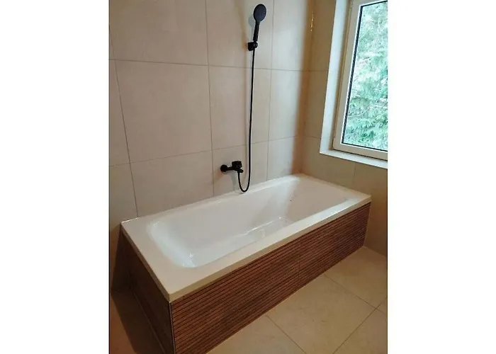 With 1 Bedroom Hébergement de vacances *